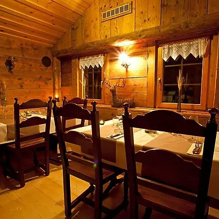 公寓 Sleeps 8 Pool Wifi