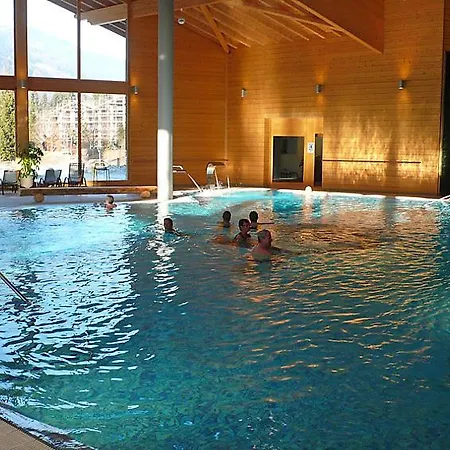 公寓 Sleeps 8 Pool Wifi