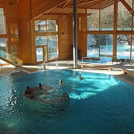 Sleeps 8 Pool Wifi 公寓 瓦尔·蒂利兹