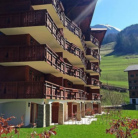 Sleeps 8 Pool Wifi 瓦尔·蒂利兹